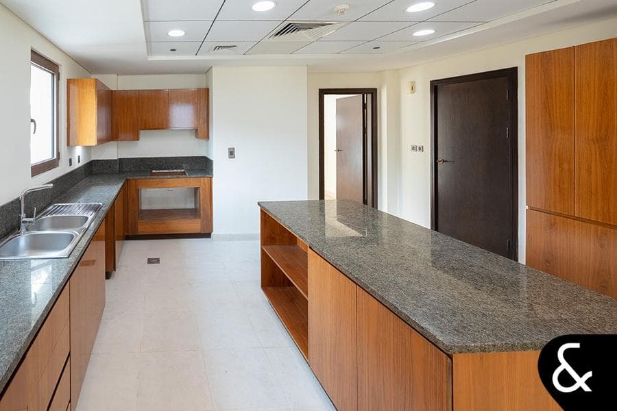 Balqis Residence Gallery