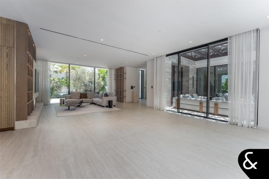 The Collection, Al Barari Gallery