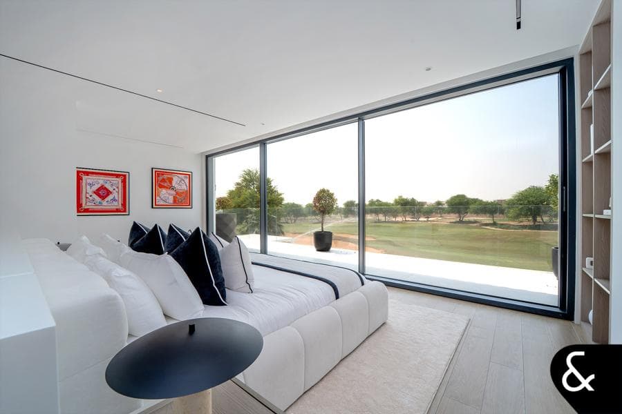 Sienna Views Gallery