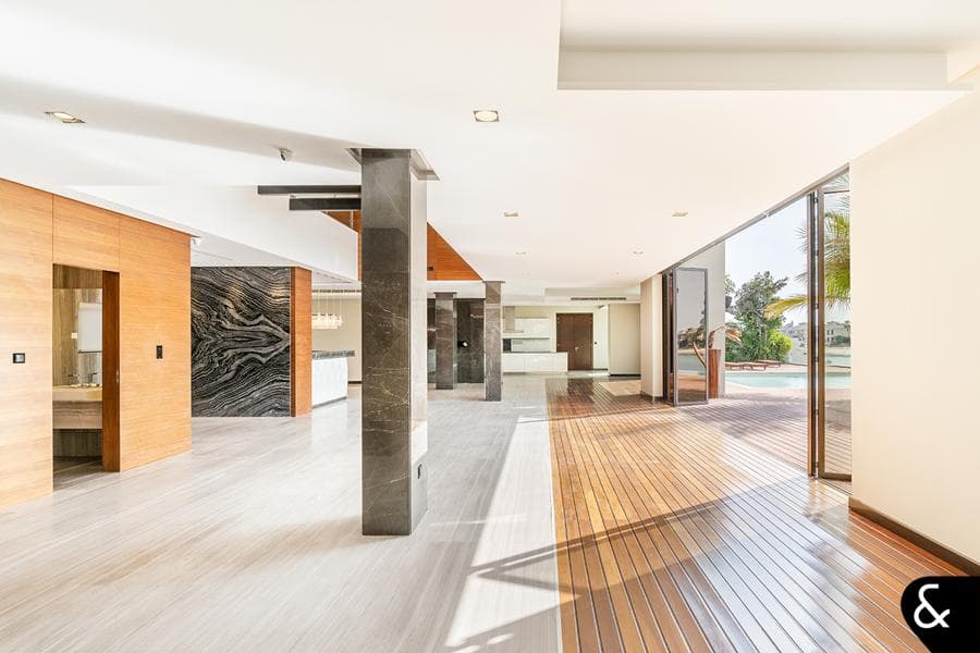 Signature Villas Frond D Gallery