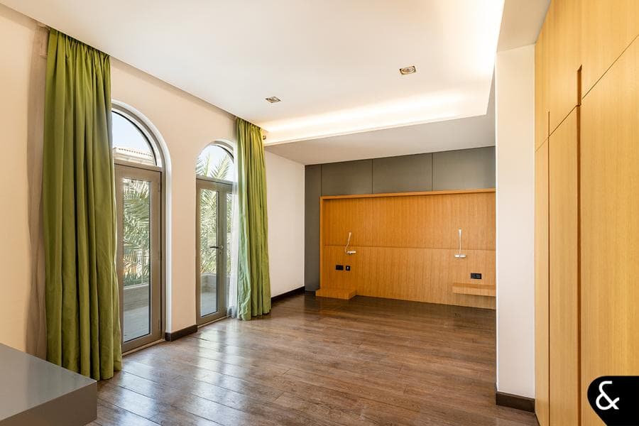 Signature Villas Frond D Gallery