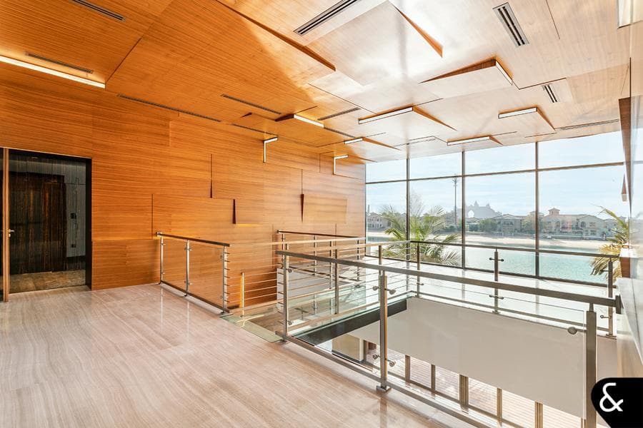 Signature Villas Frond D Gallery