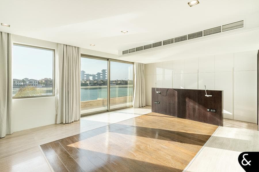 Signature Villas Frond D Gallery