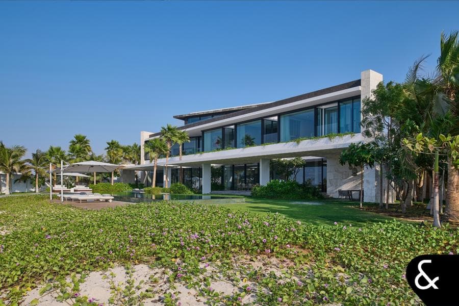Jumeirah Bay Island Gallery