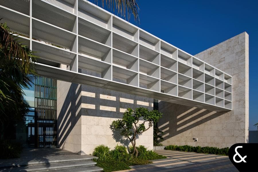 Jumeirah Bay Island Gallery