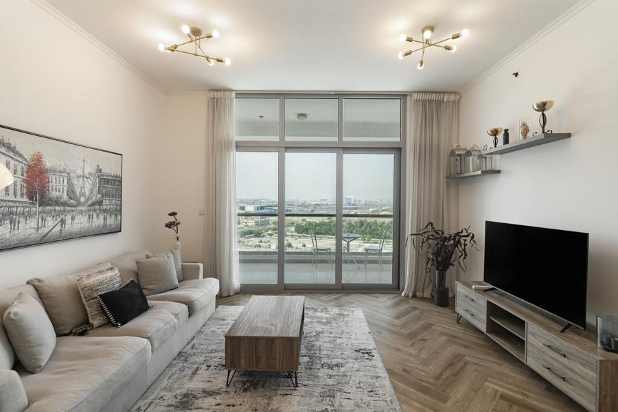 Upgraded 2-Bedroom in DEC Tower 1, Dubai Marina - Image