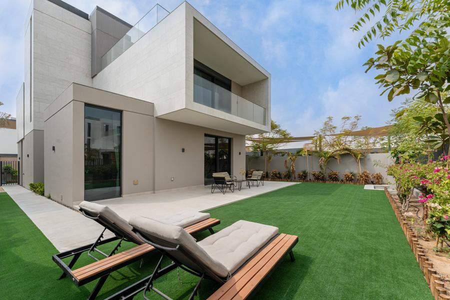 Premium 5BR Villa in Ellie Saab 2, Arabian Ranches - Image