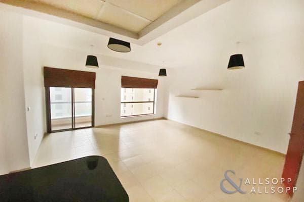 1 Bedroom Apartment for Sale in Bahar 6, Bahar, Jumeirah Beach Residence.