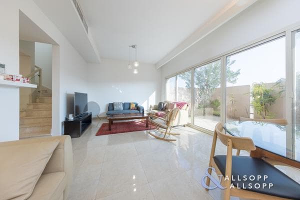 2 Bedroom Townhouse for Sale in Al Andalus Townhouses, Al Andalus, Jumeirah Golf Estates.