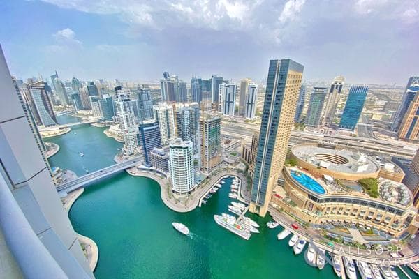 3 Bedroom Apartment for Sale in Central Tower, Bay Central, Dubai Marina.