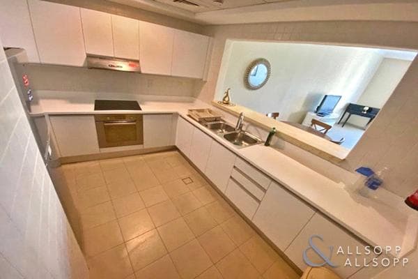 1 Bedroom Apartment for Sale in Al Bateen Residences, The Walk, Jumeirah Beach Residence.