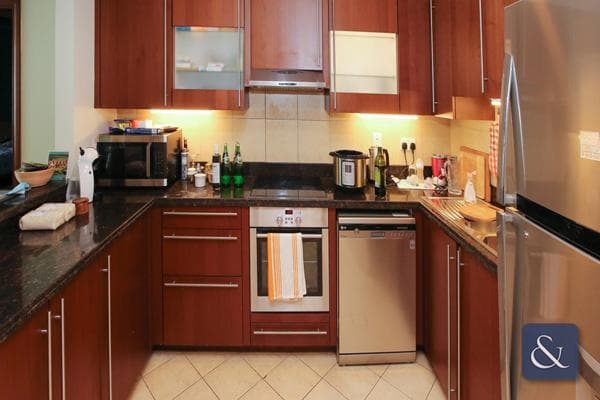 2 Bedroom Apartment for Sale in Golden Mile 1, Golden Mile, Palm Jumeirah.
