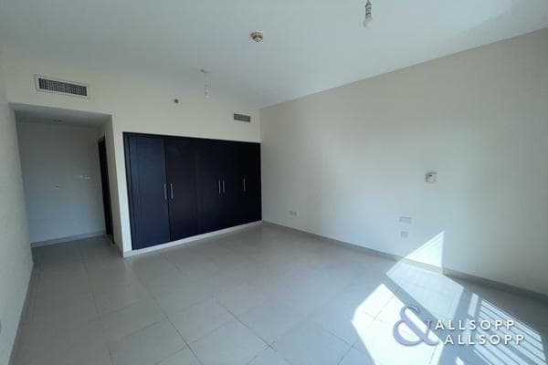 2 Bedroom Apartment for Rent in Mosela, The Views.