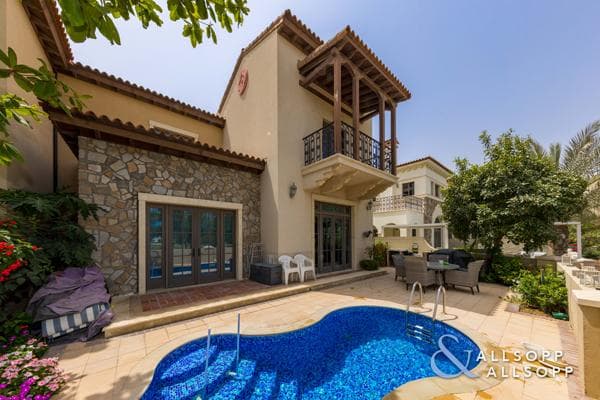 4 Bedroom Villa for Sale in Whispering Pines, Jumeirah Golf Estates.