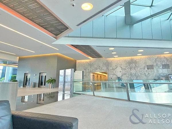 1034 Sq Ft Office Space for Rent in Emirates Financial Towers, DIFC.