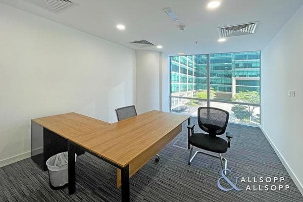 1034 Sq Ft Office Space for Rent in Emirates Financial Towers, DIFC.