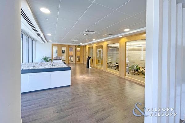 3298 Sq Ft Office Space for Sale in Emaar Square, Downtown Dubai.