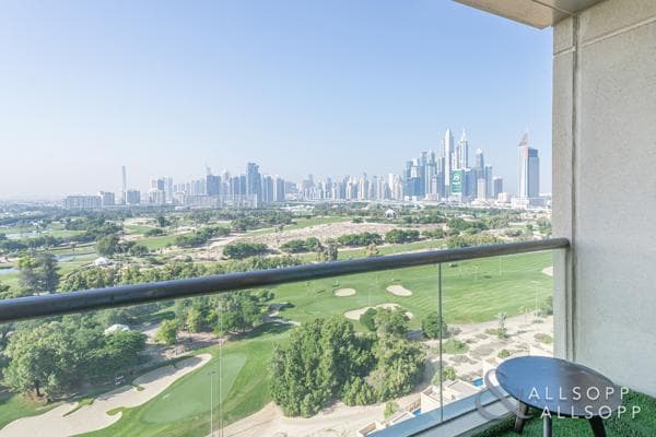 1 Bedroom Apartment for Sale in The Fairways, The Views.