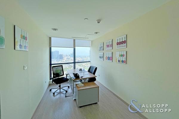 9122 Sq Ft Office Space for Sale in Jumeirah Bay X3, Jumeirah Lake Towers.