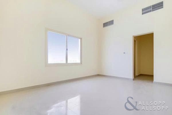 5 Bedroom Villa for Sale in Saih Shuhaib 1, Jebel Ali.