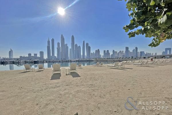 3 Bedroom Apartment for Sale in Marina Vista, EMAAR Beachfront, Dubai Harbour.