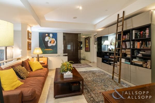 3 Bedroom Apartment for Sale in Trident Bayside, Dubai Marina.