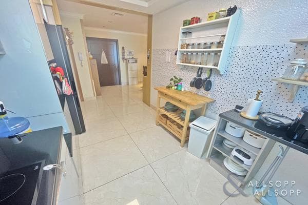 3 Bedroom Apartment for Sale in Sulafa Tower, Dubai Marina.