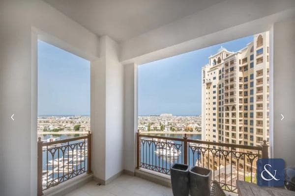 2 Bedroom Apartment for Sale in Marina Residences, Palm Jumeirah.