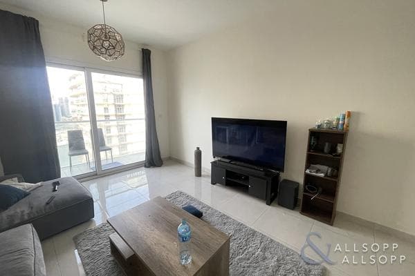 1 Bedroom Apartment for Sale in AG Tower, AG Tower, Business Bay.