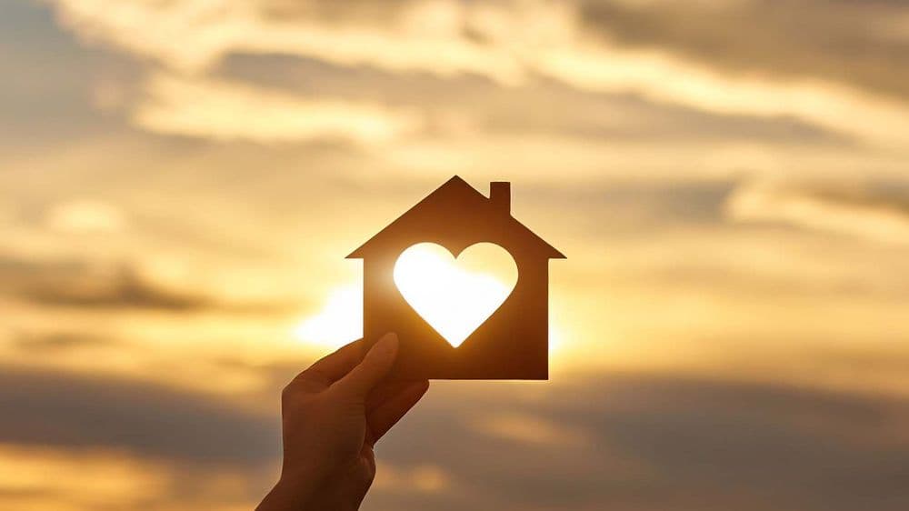 What are the benefits of an Allsopp & Allsopp Home Maintenance Package?