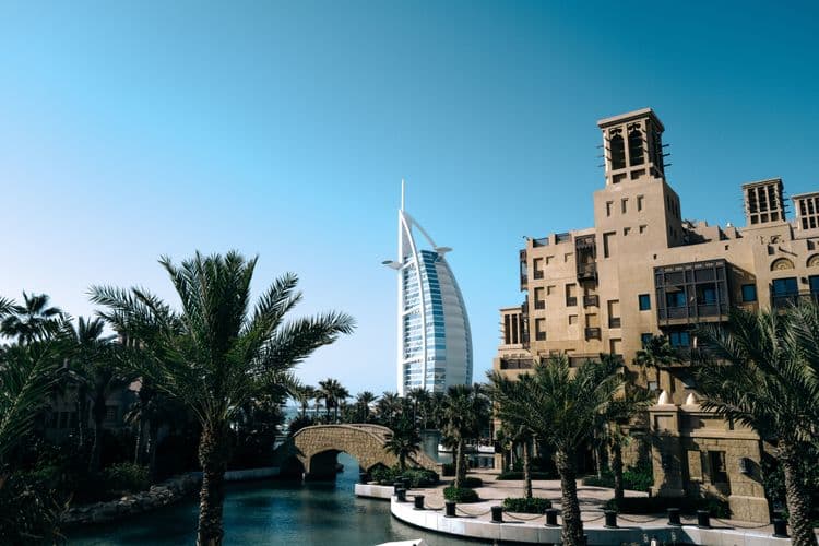 10 reasons why you should invest in Dubai’s property market in 2024! 